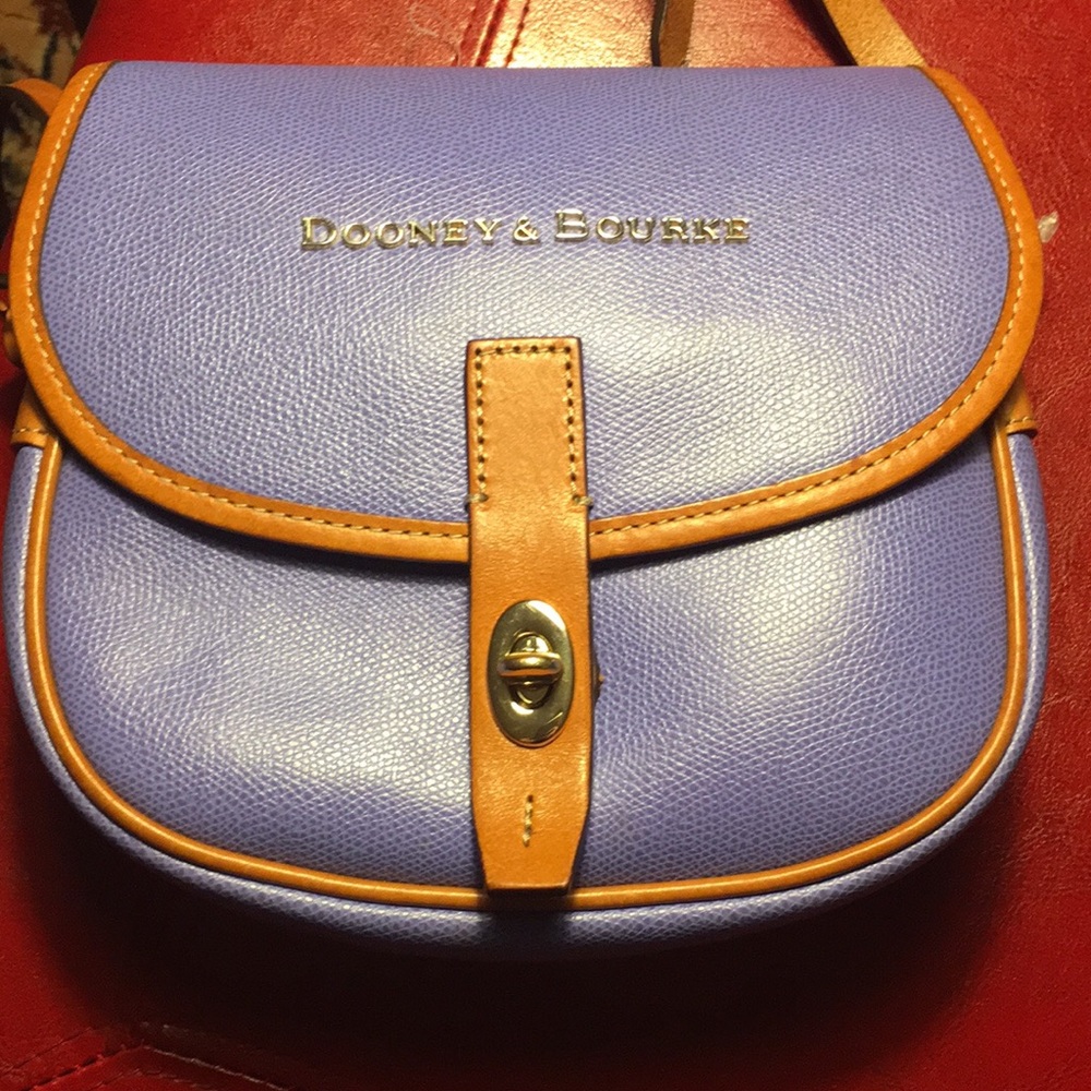 Dooney & Bourke Purse